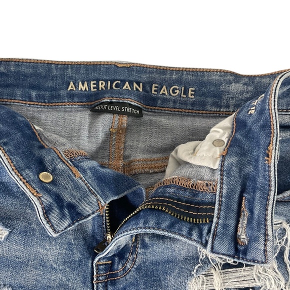 American Eagle Hi-Rise Shortie Blue Jean Shorts Distressed Size 4 - Picture 6 of 10